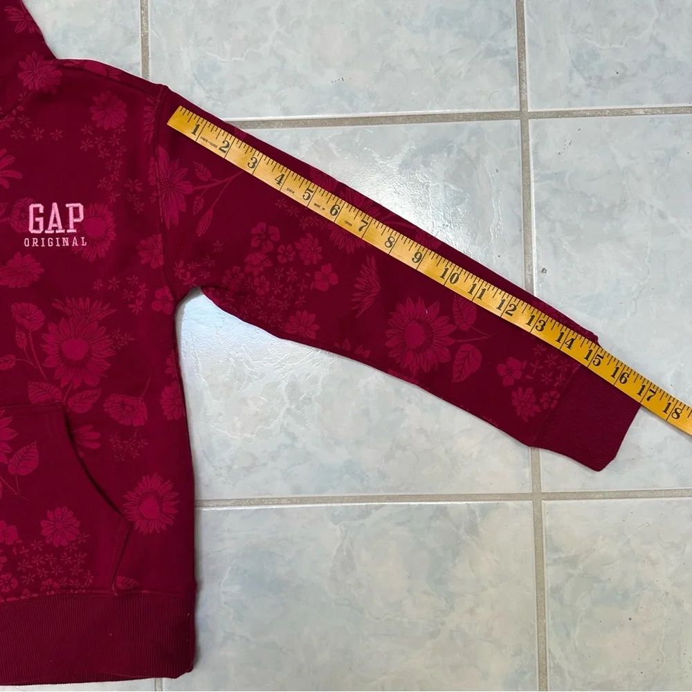 NWT GAP Youth Red Floral Fleece Hoodie and Cargo Pant Set Size Small
